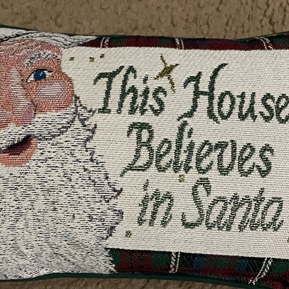 Vintage This House Believes In Santa Needle Point Tapestry Christmas Pillow 12x8 - Picture 4 of 10